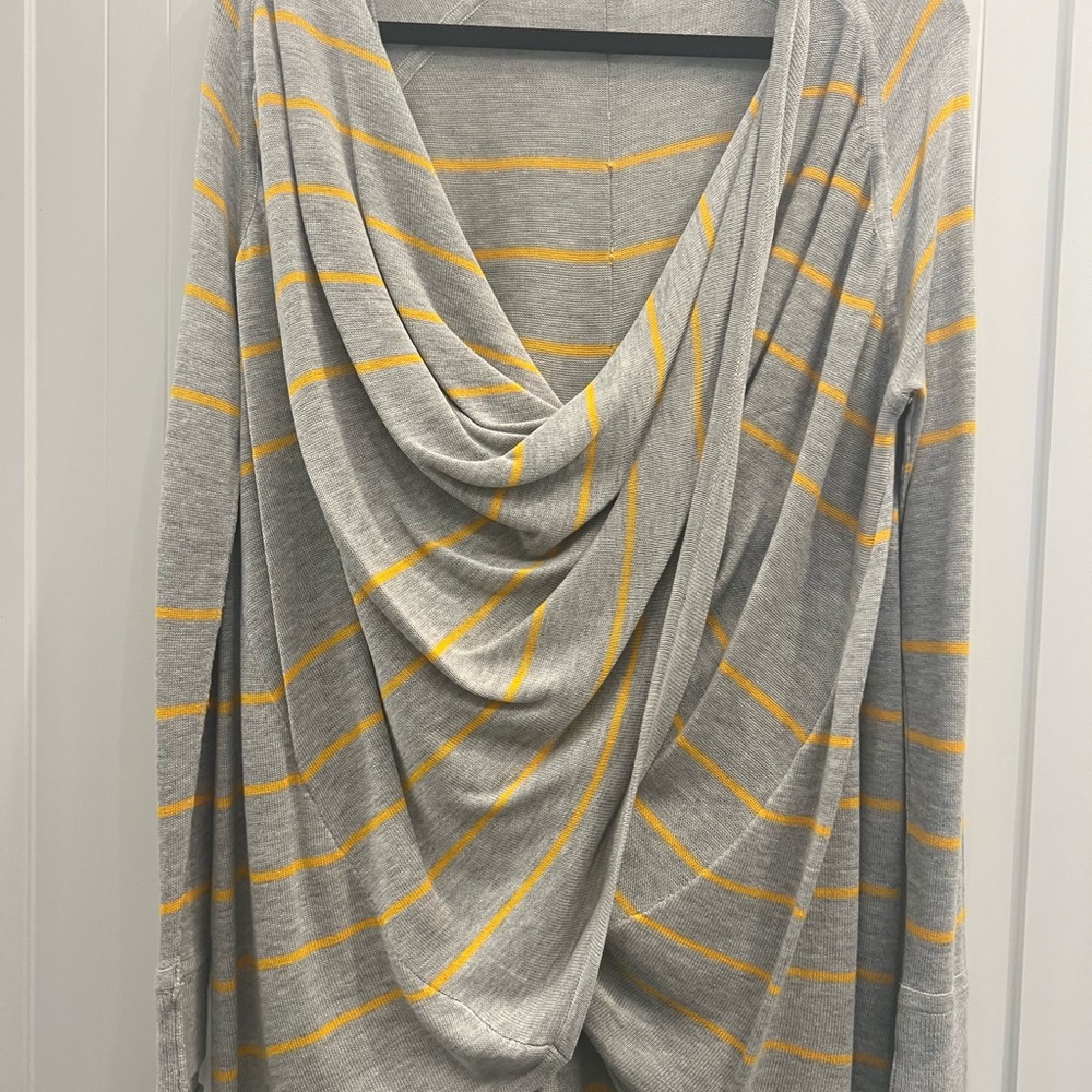 Lululemon draped pull over tunic ONE SIZE
